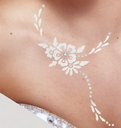 Institut Les Filles - Bijou de peau ● Le Collier Fleuri  poudre de diamant & strass Swarovski